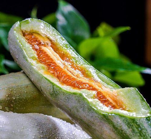 薛小婉网红吃瓜